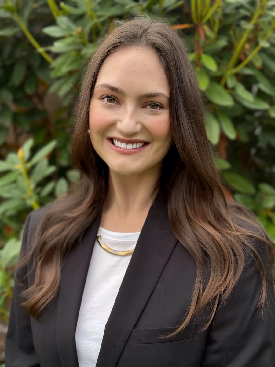 Chloe Eklund Kuo, Client Service Associate